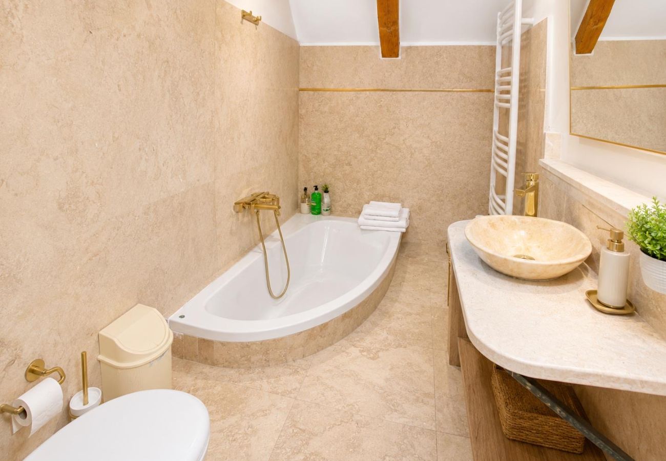 Rent by room in Predeal - The Royal Suite