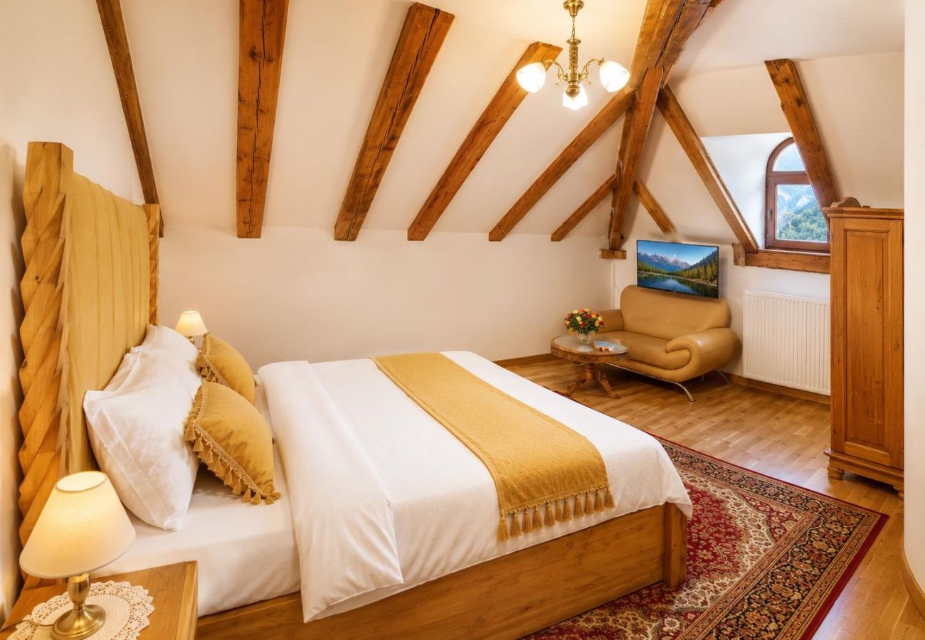 Rent by room in Predeal - The Royal Suite