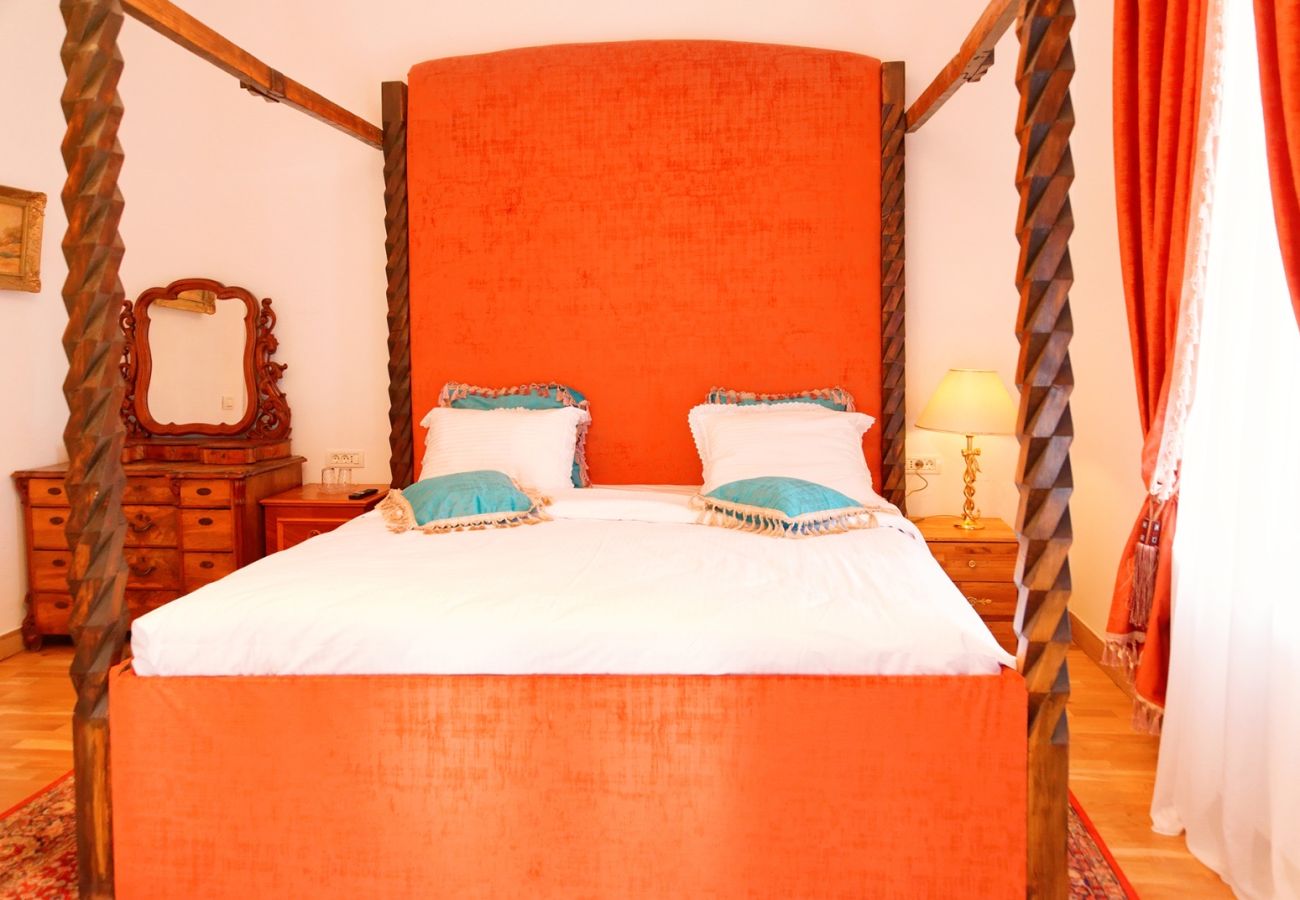 Rent by room in Predeal - Queen Maria Suite