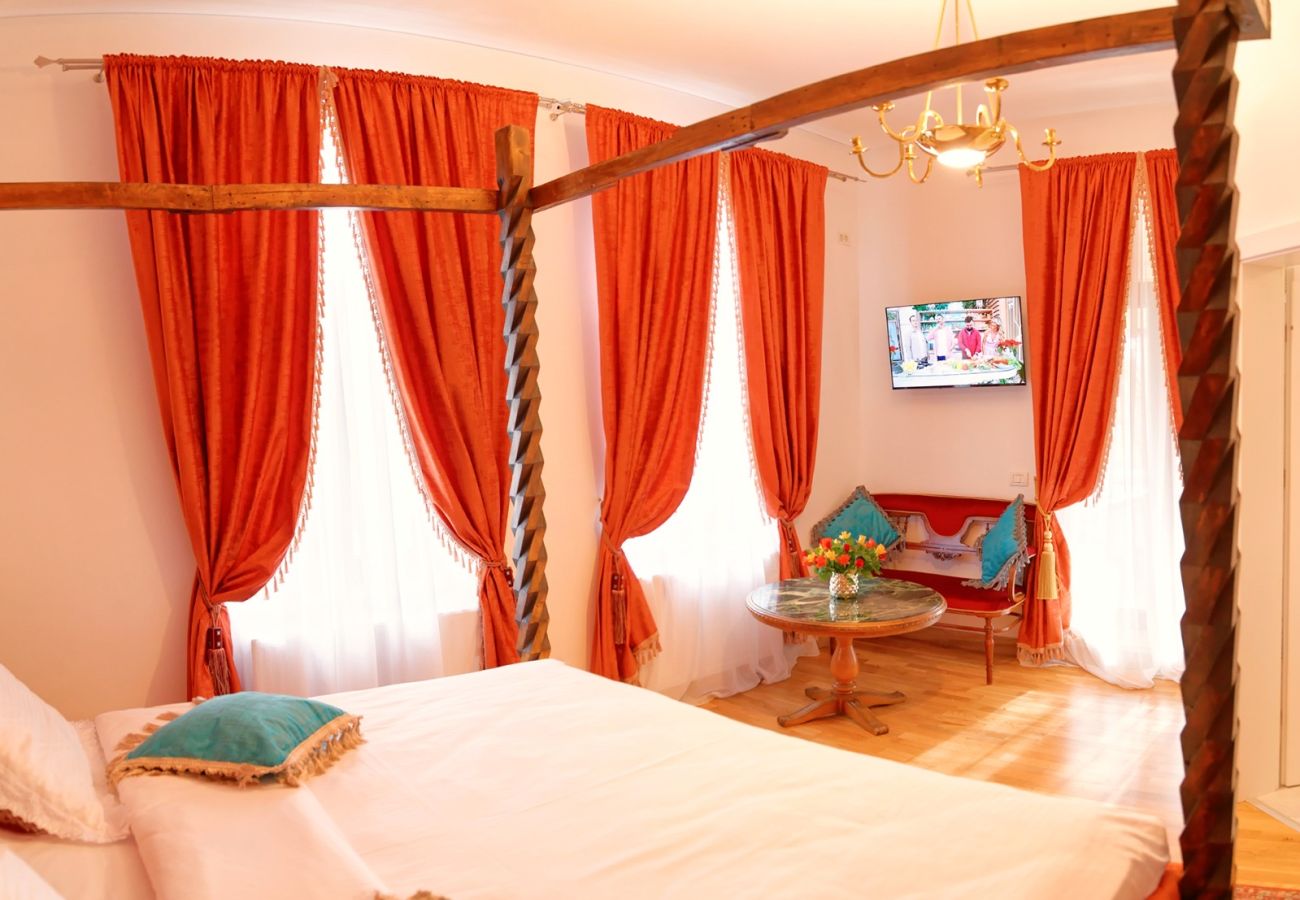 Rent by room in Predeal - Queen Maria Suite