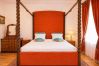 Rent by room in Predeal - The Queen Suite