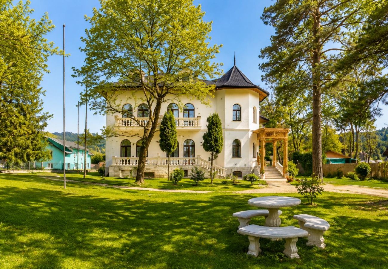 Rent by room in Predeal - The Princess Suite