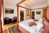 Rent by room in Predeal - The Princess Suite