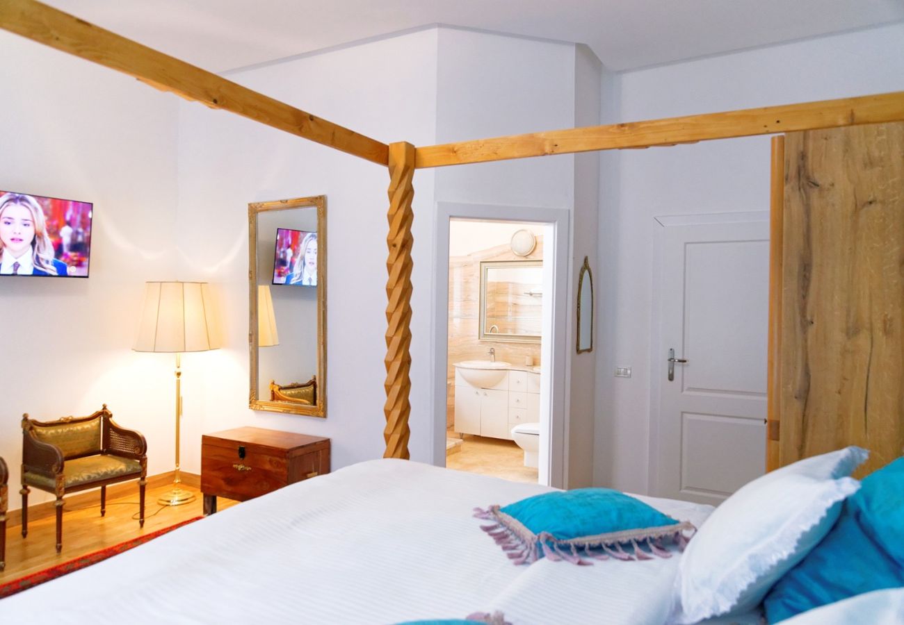 Rent by room in Predeal - Conacul Coroana Reginei