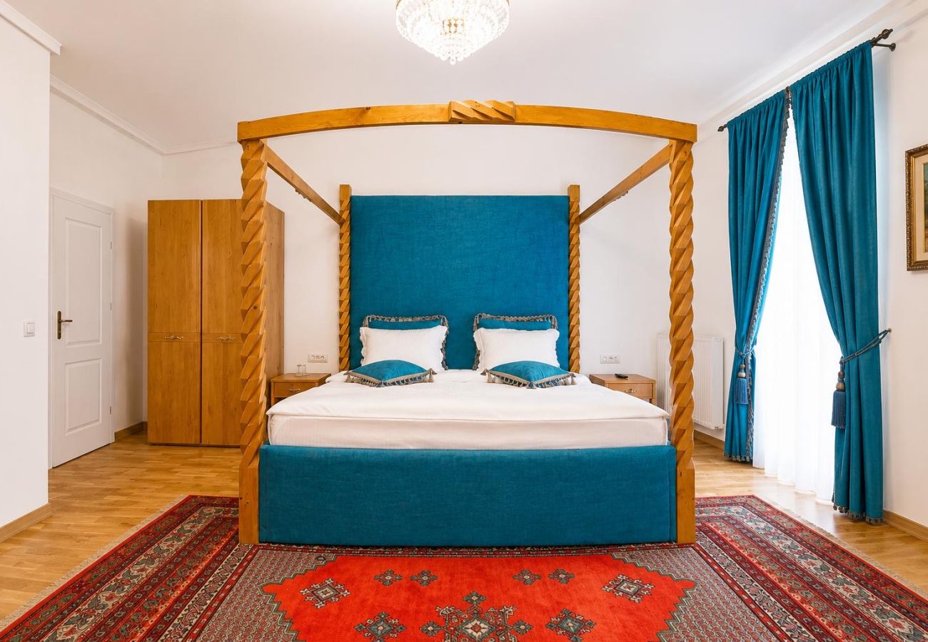 Rent by room in Predeal - The Aristocrat Suite
