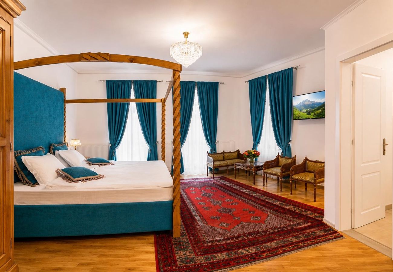 Rent by room in Predeal - The Aristocrat Suite