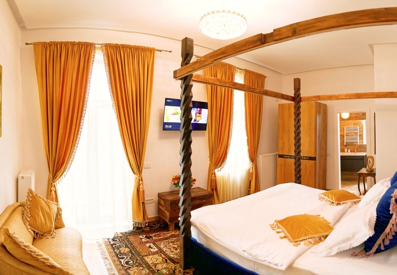 Rent by room in Predeal - Conacul Coroana Reginei