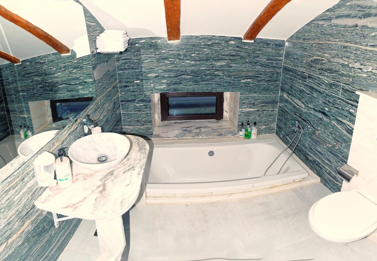 Rent by room in Predeal - Conacul Coroana Reginei