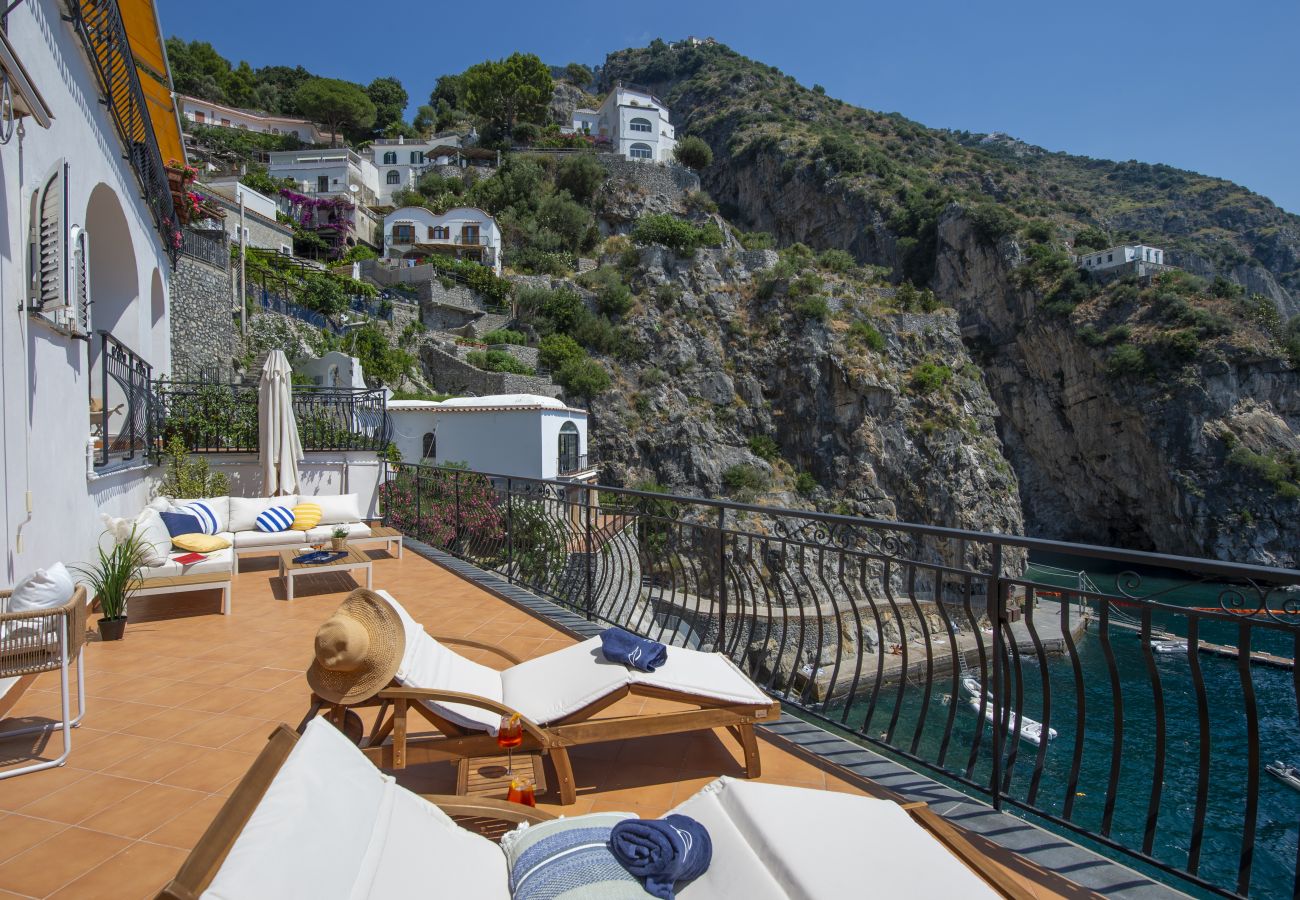 House in Praiano - Casa Albachiara | Waterfront, Just Steps from the Beach