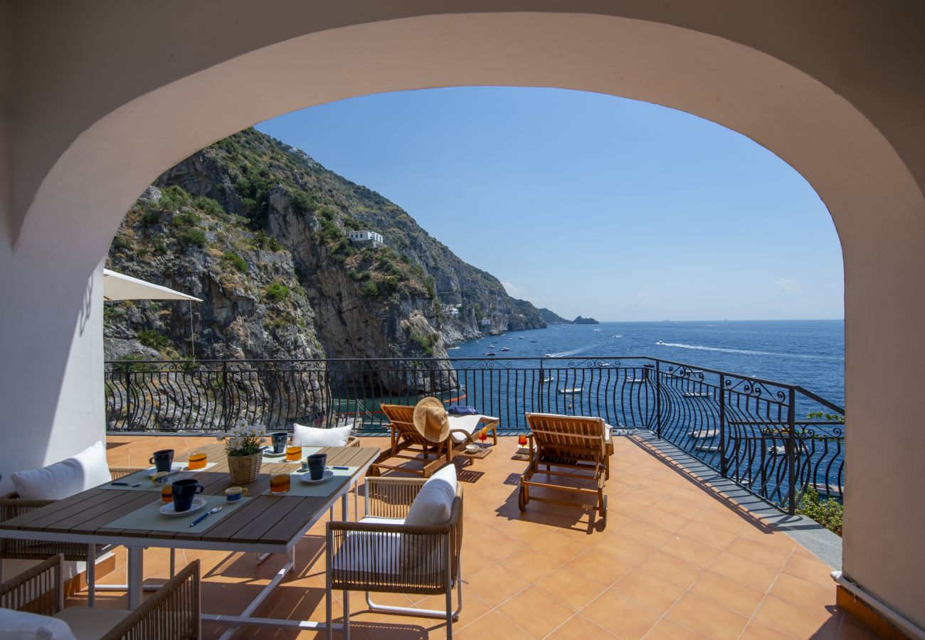 House in Praiano - Casa Albachiara | Waterfront, Just Steps from the Beach
