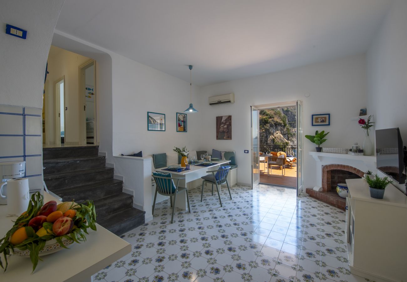 House in Praiano - Casa Albachiara | Waterfront, Just Steps from the Beach