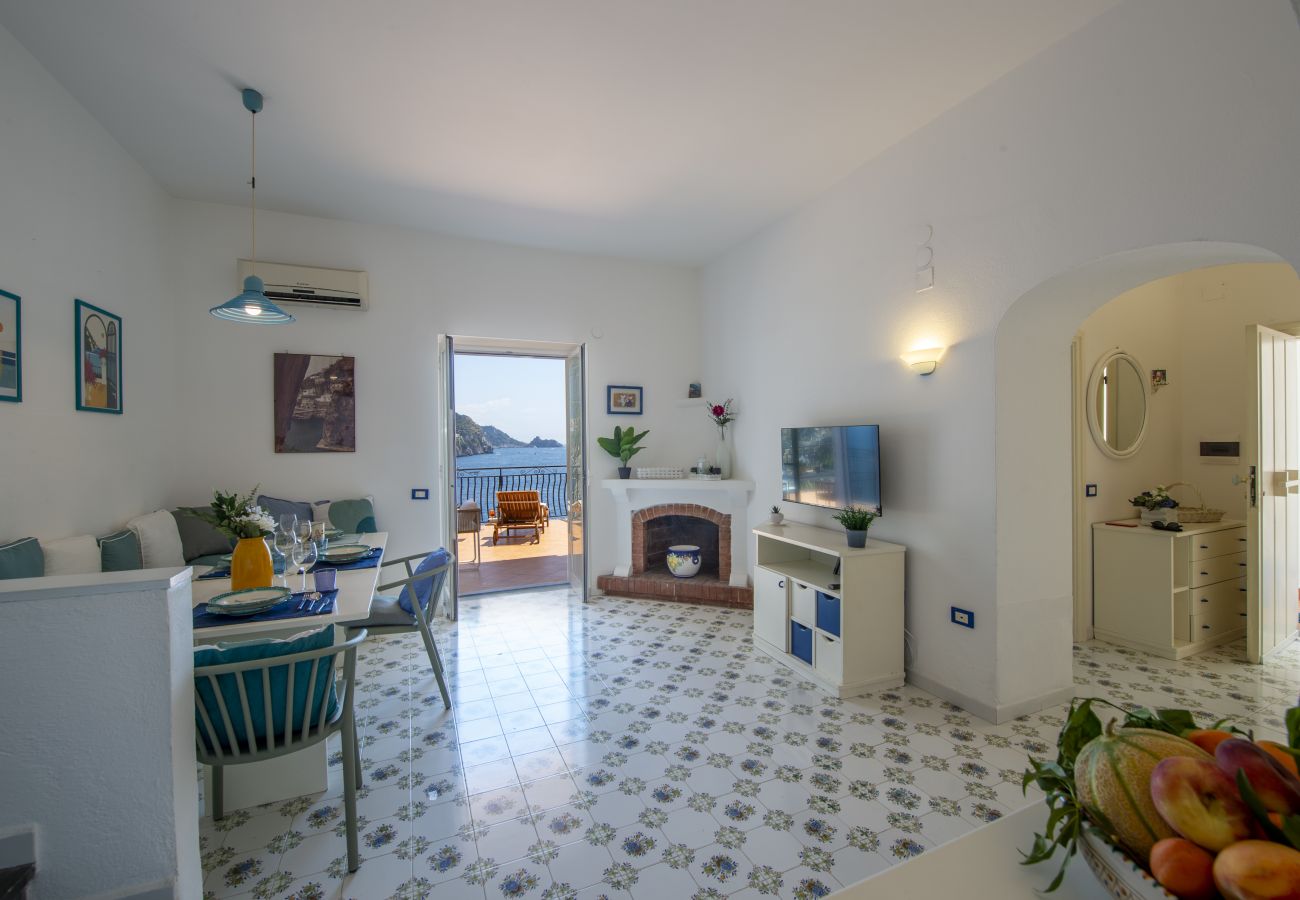 House in Praiano - Casa Albachiara | Waterfront, Just Steps from the Beach