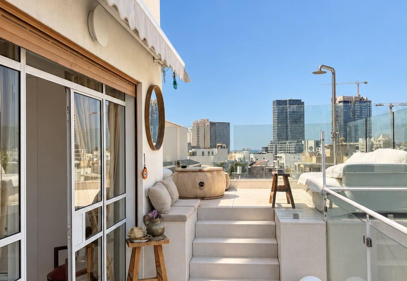 Apartment in Tel Aviv - Jaffa - Design Duplex 2 Terraces near Carmel Market | FeelHome