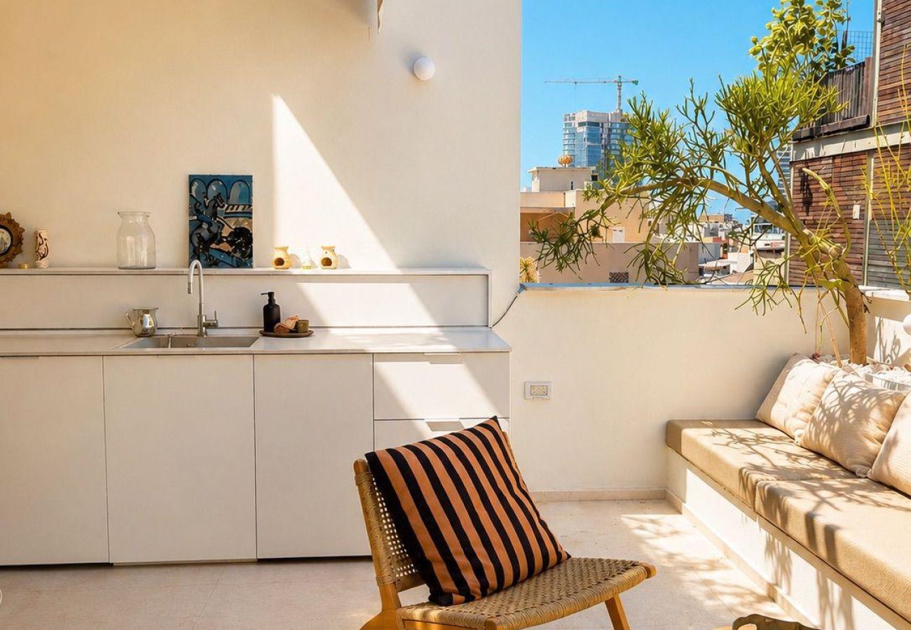 Apartment in Tel Aviv - Jaffa - Design Duplex 2 Terraces near Carmel Market | FeelHome