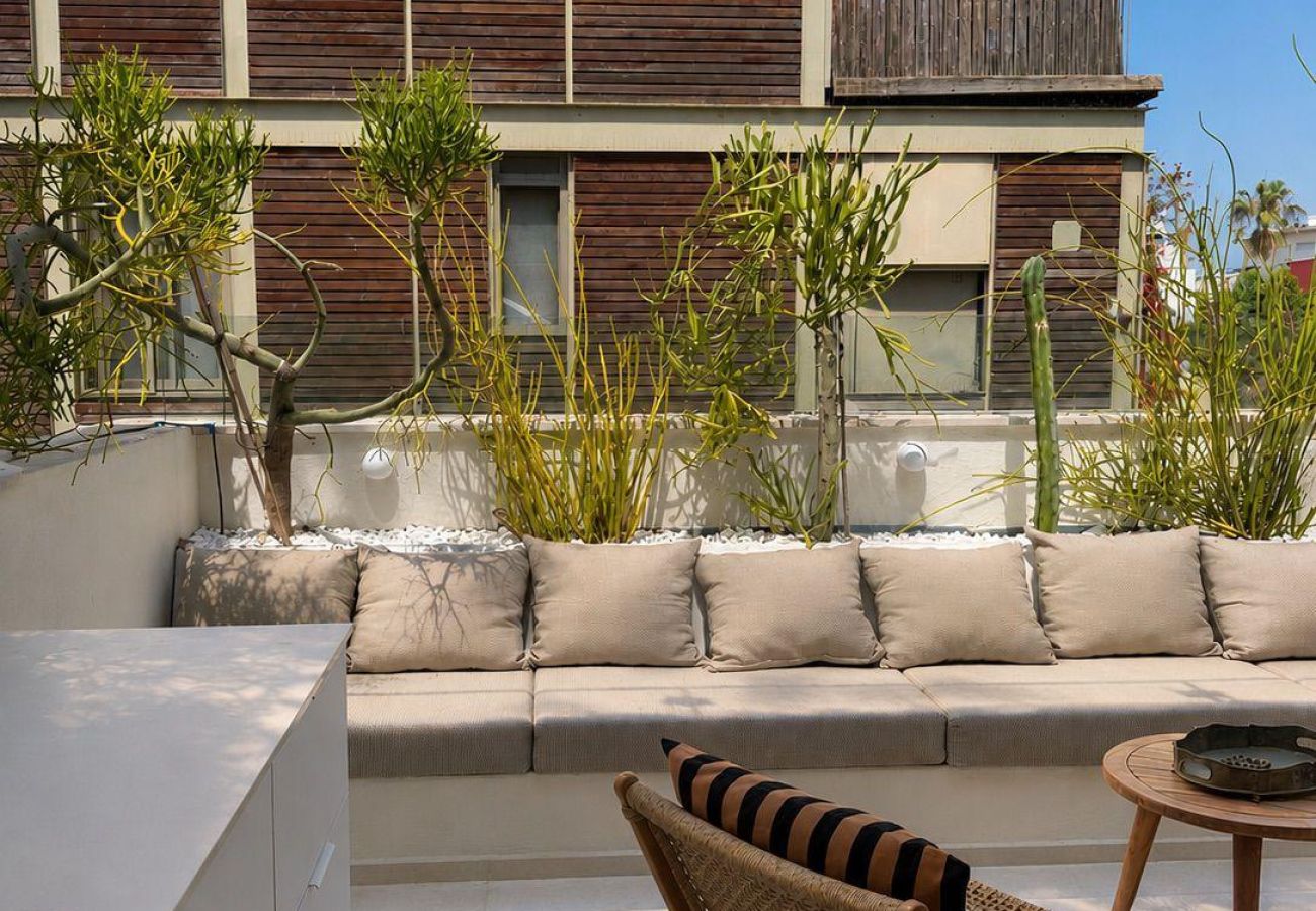 Apartment in Tel Aviv - Jaffa - Design Duplex 2 Terraces near Carmel Market | FeelHome