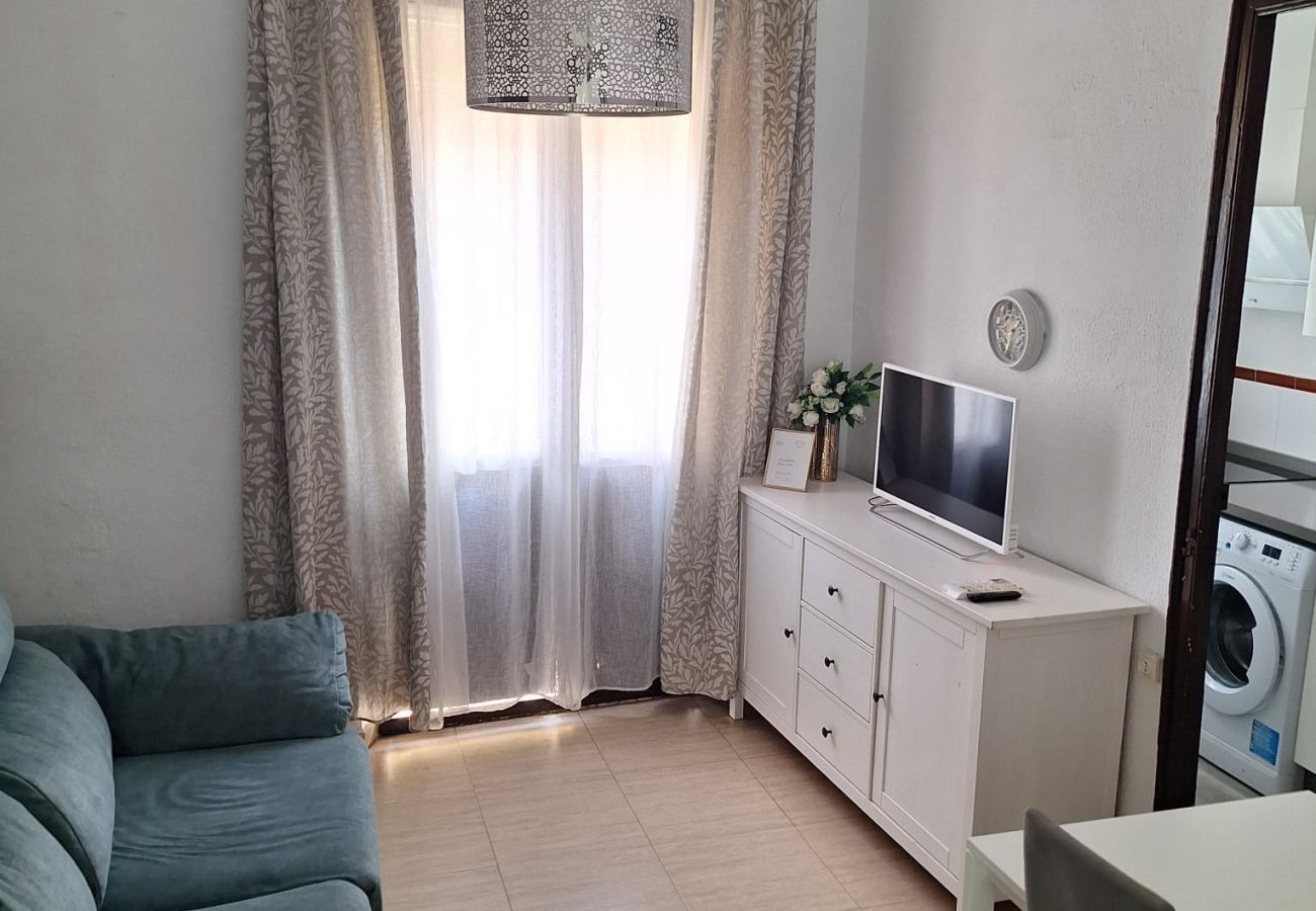 Apartment in Seville - YourHouse Feria, apartment in Sevilla center
