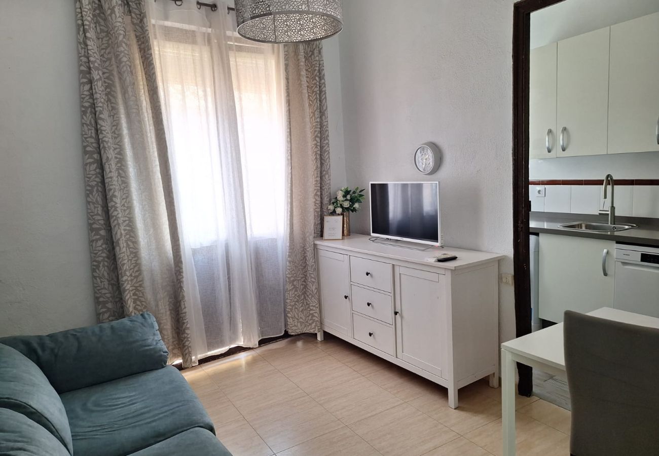 Apartment in Seville - YourHouse Feria, apartment in Sevilla center