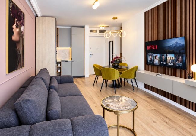 Apartment in Bucharest - Purple Vista