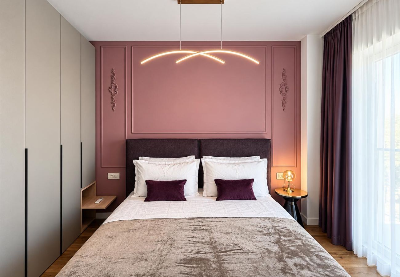 Apartment in Bucharest - Purple Vista