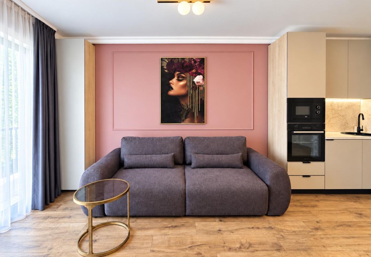 Apartment in Bucharest - Purple Vista