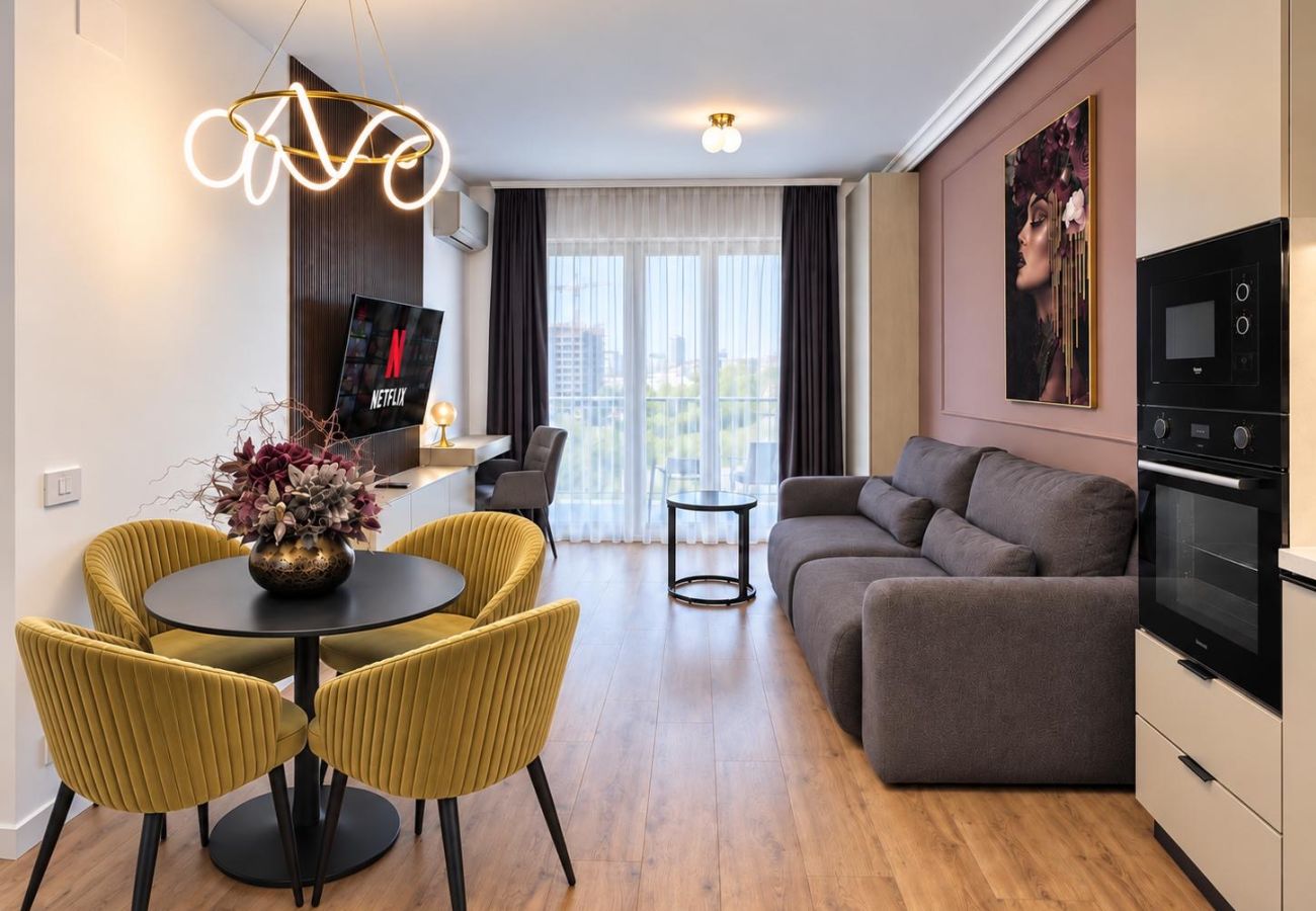 Apartment in Bucharest - Purple Vista