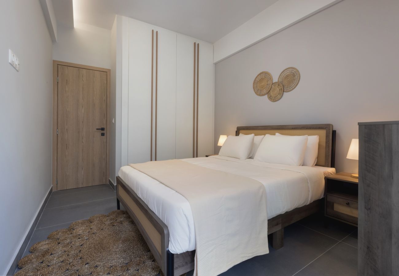 Apartment in Kallithea - Sleek 3BDR Apartment in Kallithea