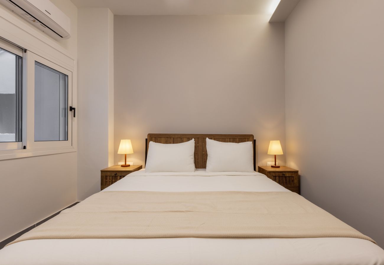Apartment in Kallithea - Sleek 3BDR Apartment in Kallithea
