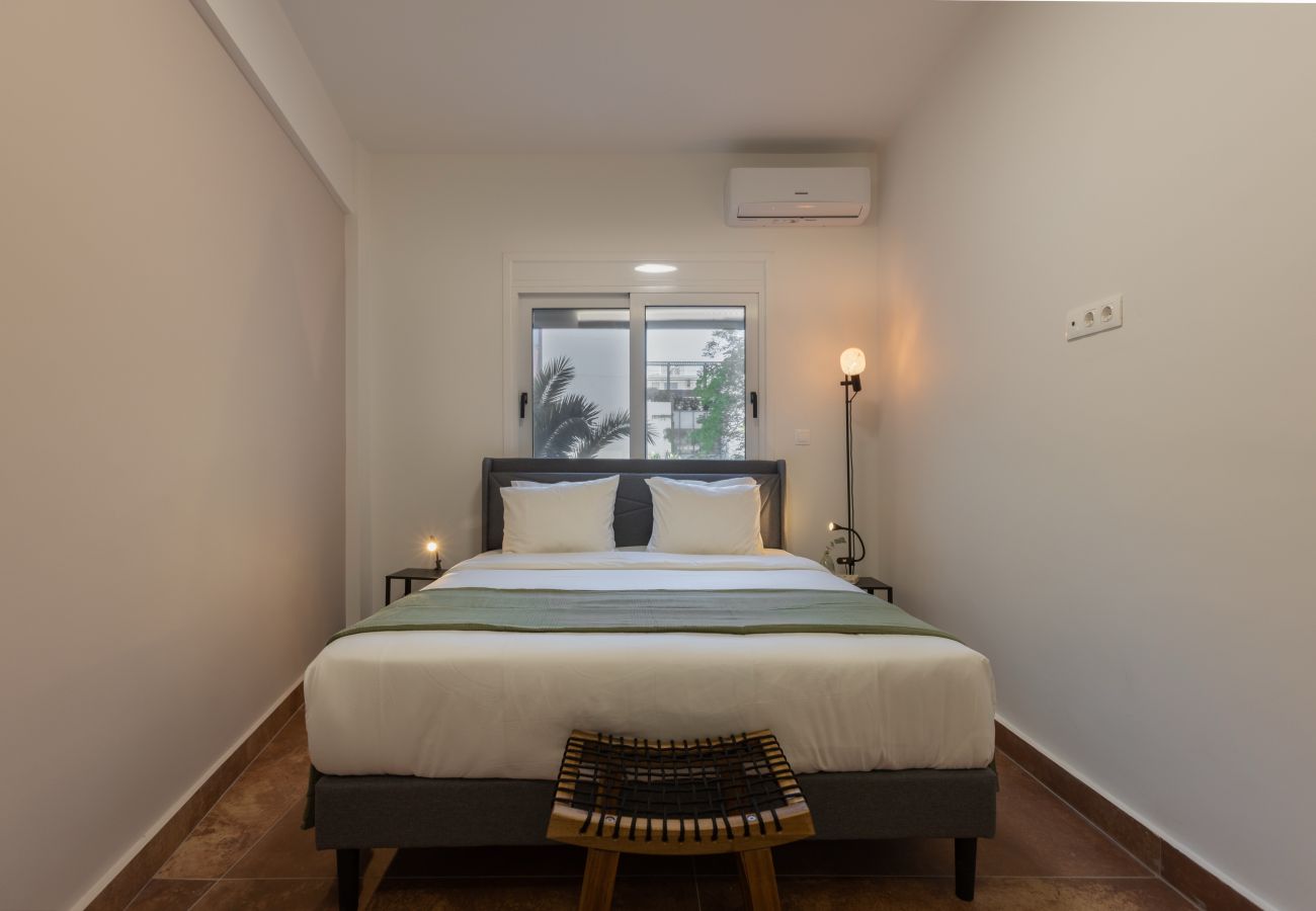 Apartment in Kallithea - Minimal City View Apartment