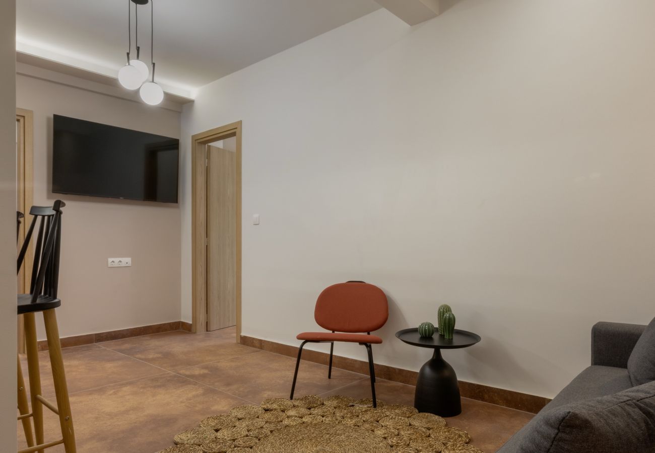 Apartment in Kallithea - Minimal City View Apartment