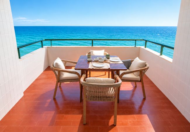 Apartment in Armação de Pêra - Casino Velho Oceanfront