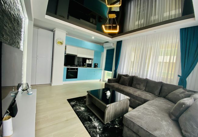 Apartment in Mamaia - Buy or Rent Elegant With Balcony Sea view 